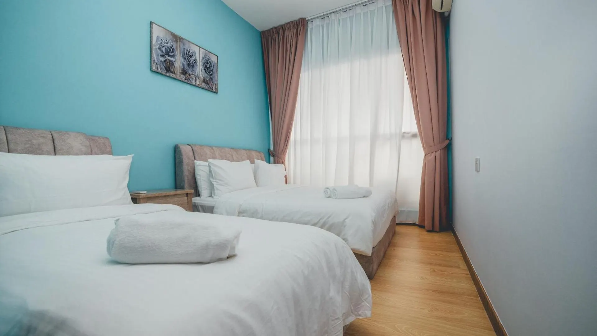 Danga Bay Pastel Hideout 3Br 7Pax Balcony View By Our Stay 조호르 바루 아파트