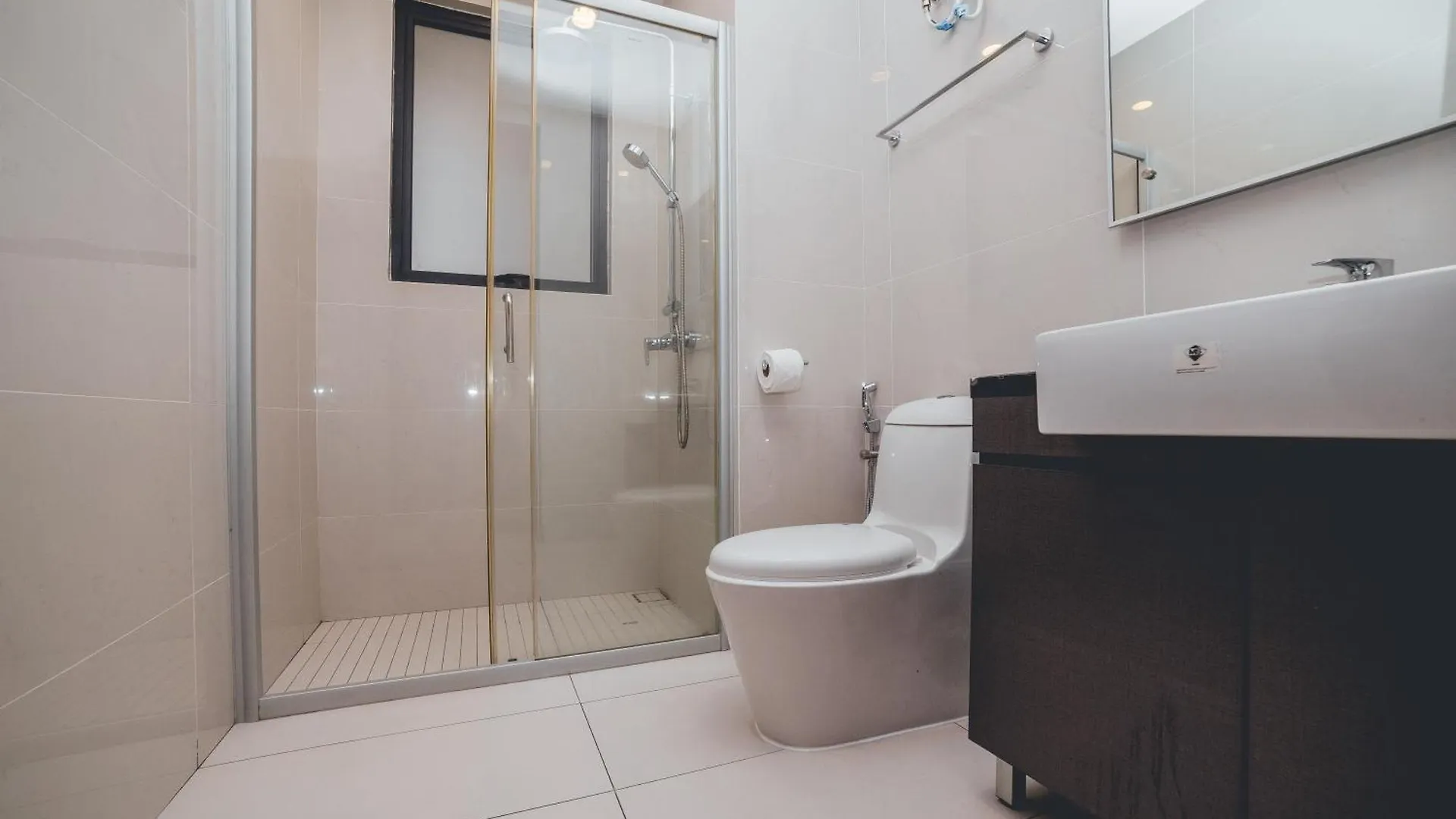 Danga Bay Pastel Hideout 3Br 7Pax Balcony View By Our Stay Johor Bahru Malaysia